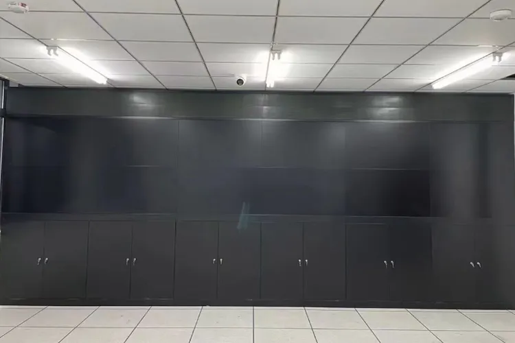 LCD + Bar-Type Screen Kiosk - example 2